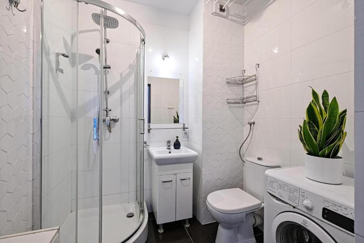 Urban Nest Group & Walowa Apartament